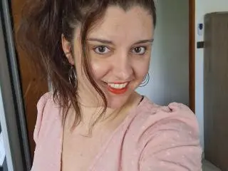 LaFrancaiseJessy from xlovecam