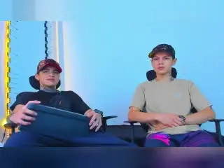 Xlovecam Live Sex Cam of MaxNoah