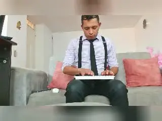 Xlovecam Free Porn Cam of MikeFetish