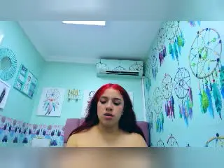 Xlovecam Sex Cam of MiaLeroy