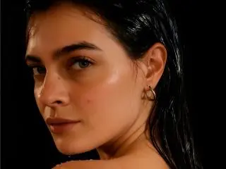 Xlovecam Sex Chat of DraylaRouge